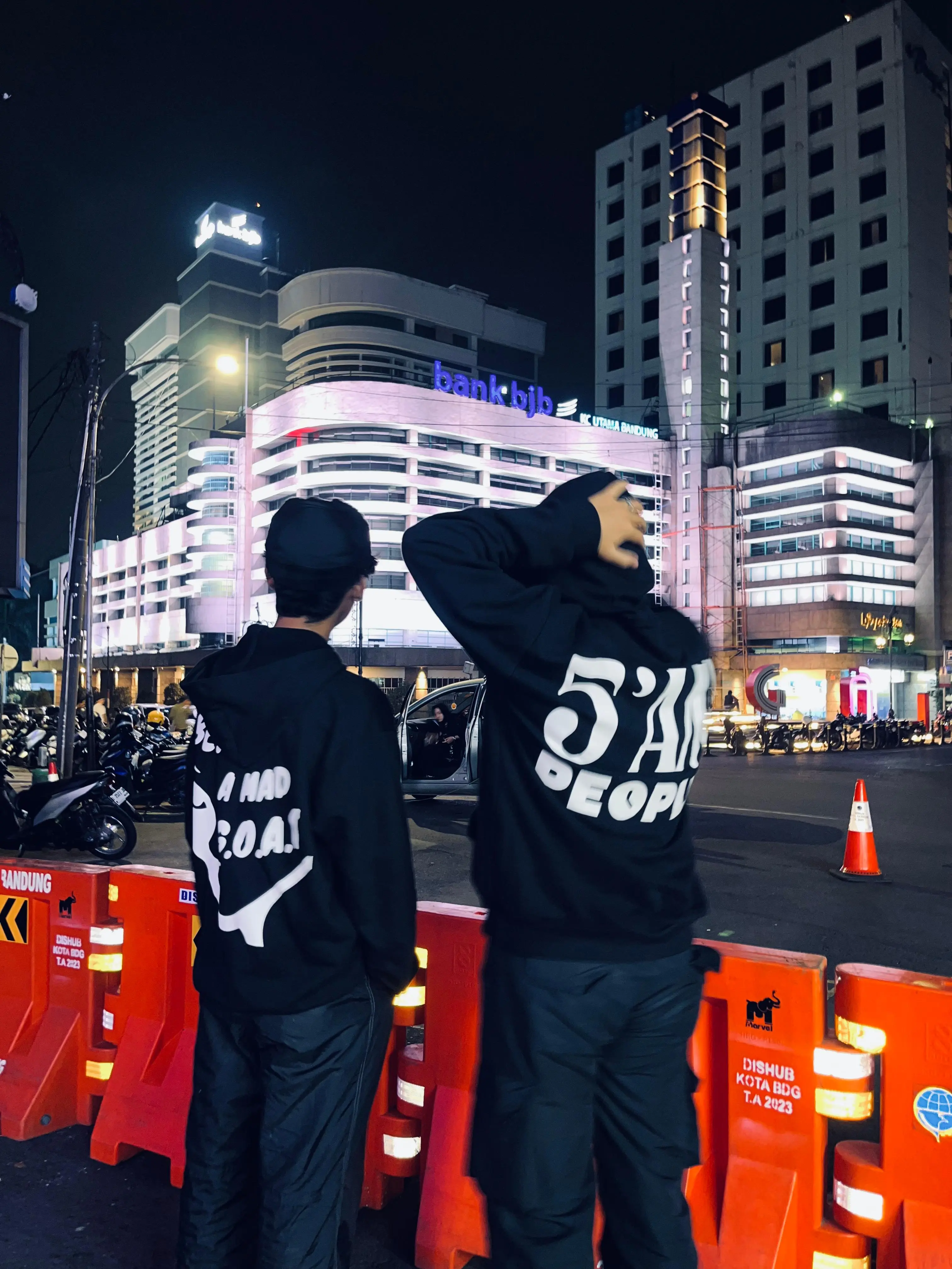 Hoodie Project 5 - Backprint Hoodie